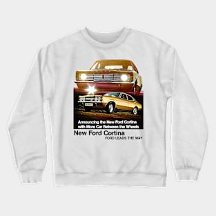 FORD CORTINA - advert Crewneck Sweatshirt